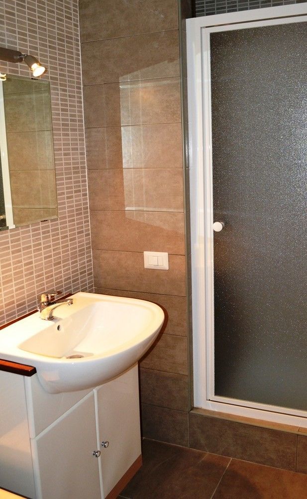 B&B Villa Monterosa Con Piscina Castronno Экстерьер фото