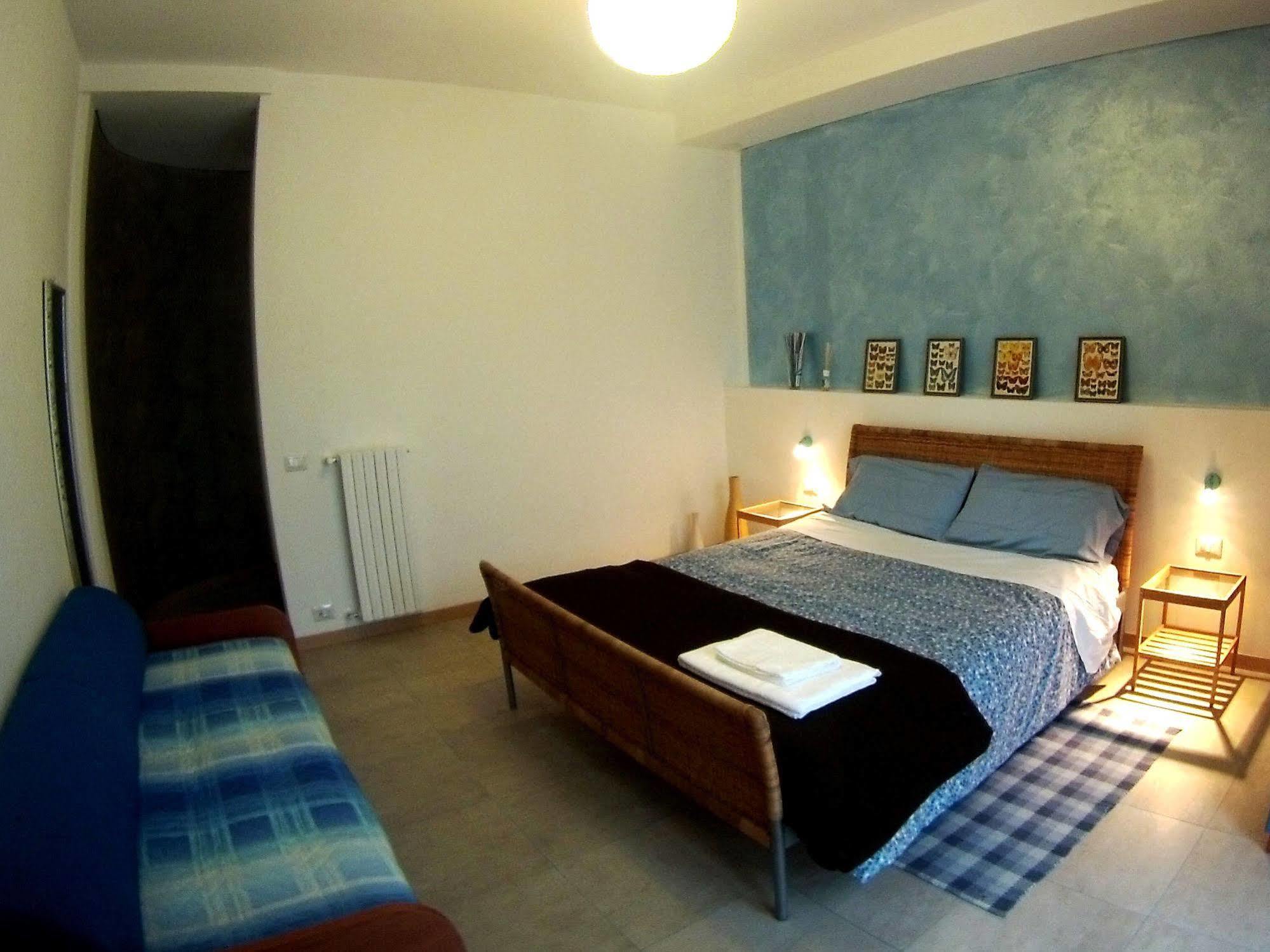 B&B Villa Monterosa Con Piscina Castronno Экстерьер фото